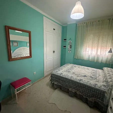 Homestay Hello House *